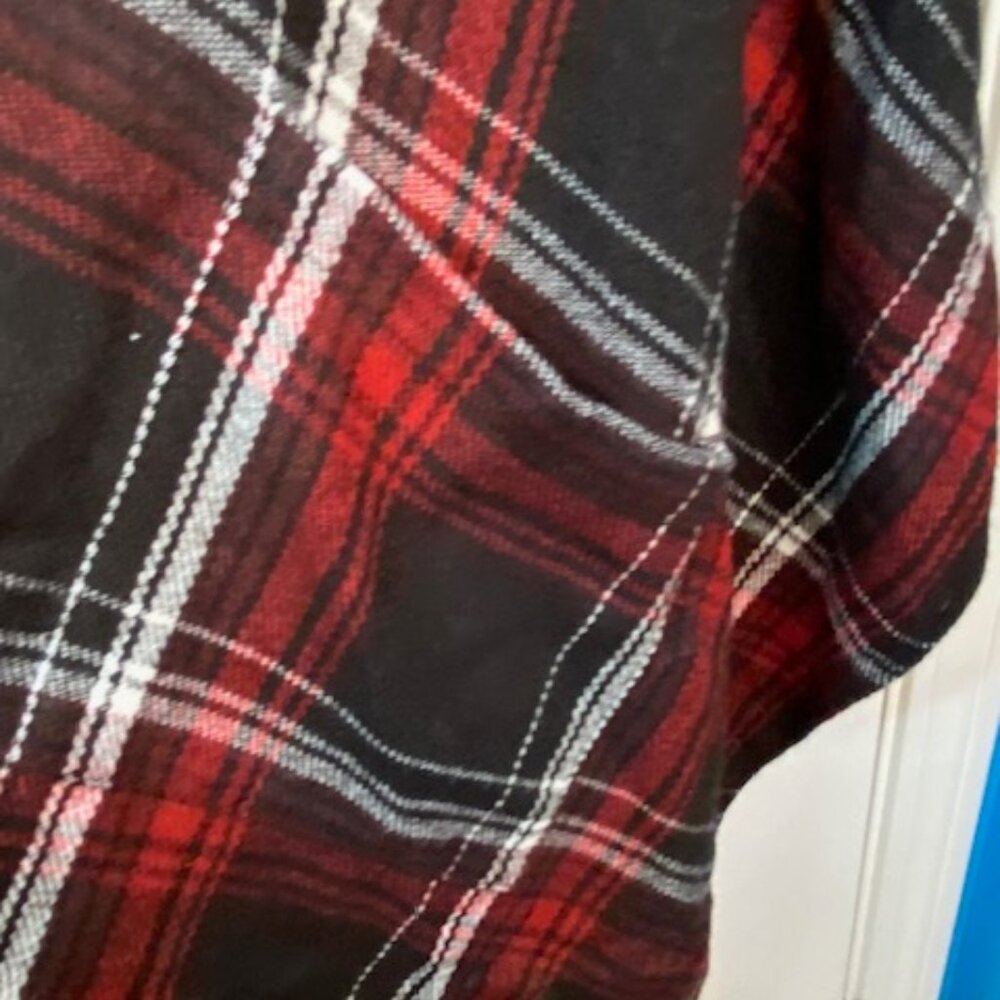 Torid black and red plaid poncho - Picture 6 of 11
